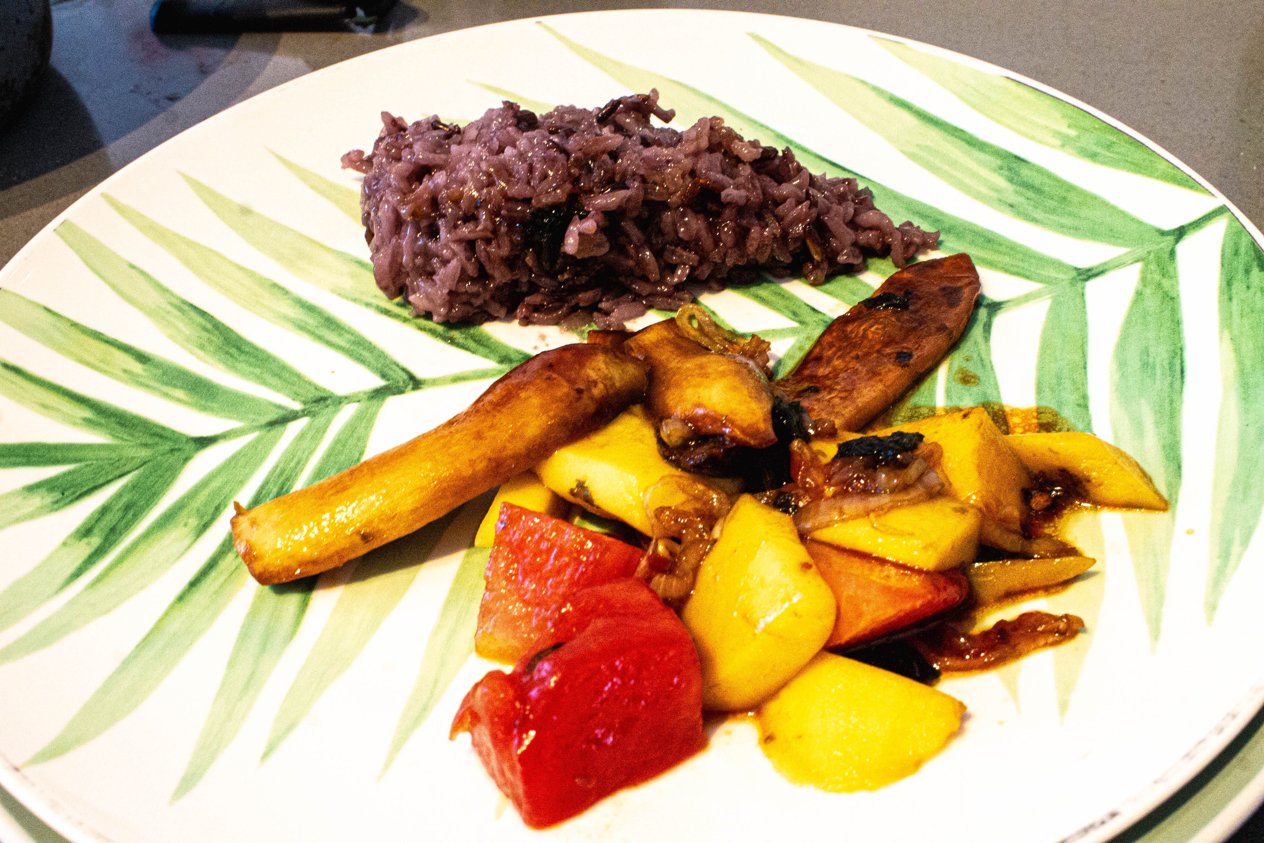 Image of Vegan Trei Ngeat Ovlek